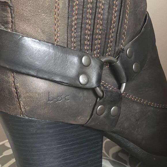 b.o.c. Black & Brown Western Ankle Boots with Chunky Heel Sz 9 - Picture 11 of 12
